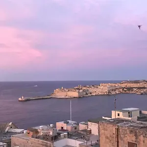 Sea View Large Apartment Valletta